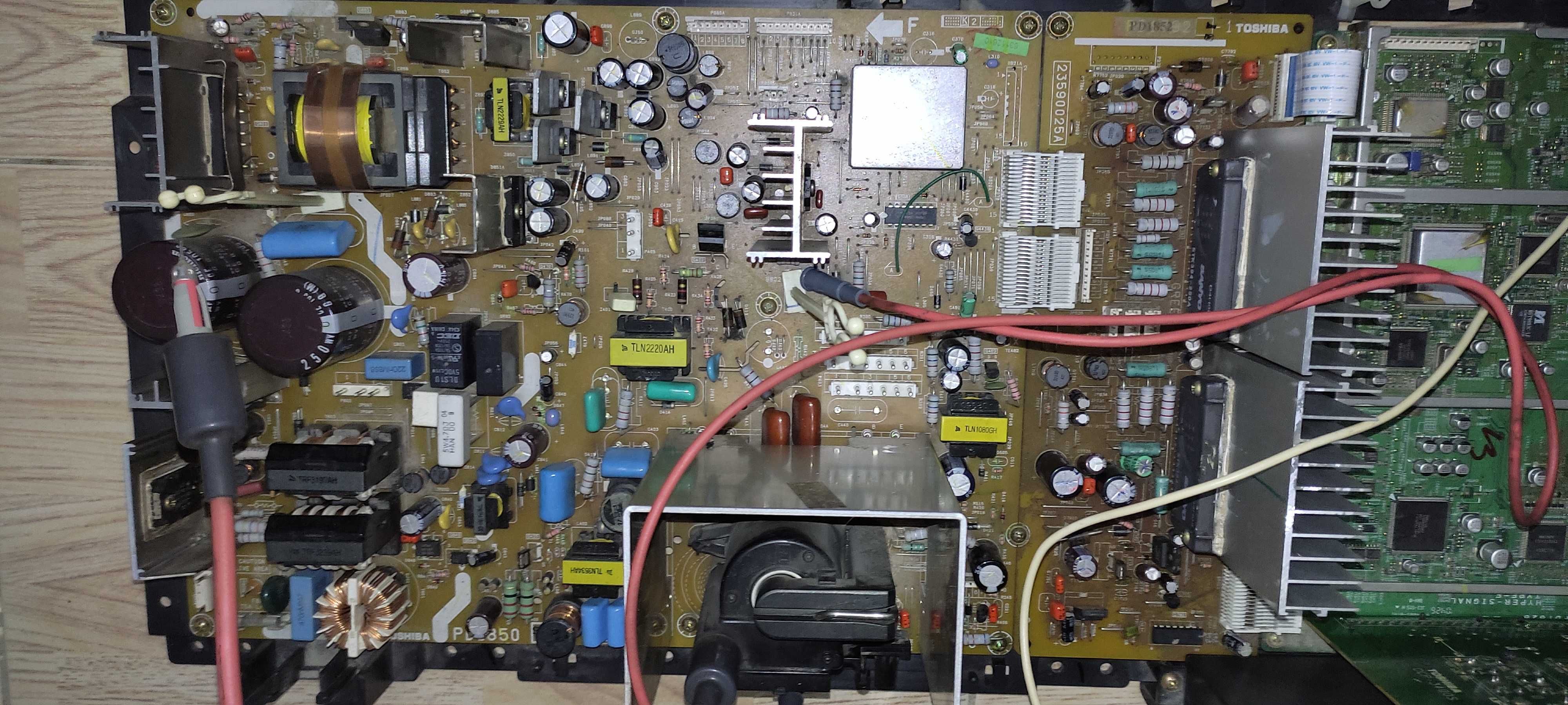 Продам срочно микросхему от телевизора..Домашний кинотеатр
TOSHIBA.
