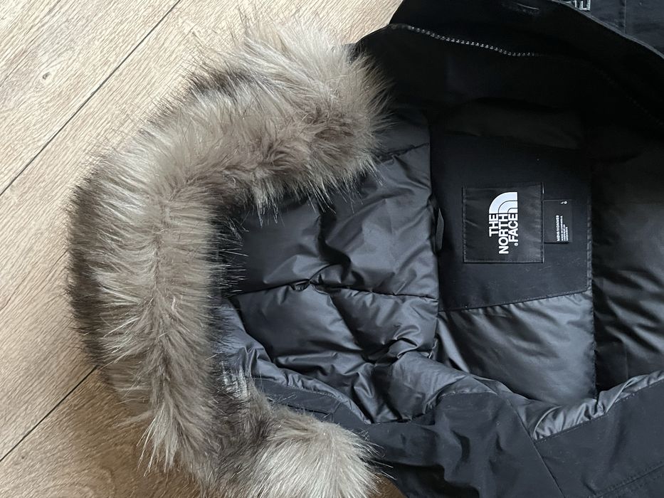 The North Face : Arctic Parka - НОВО яке с дефект размер Л / Оригинал