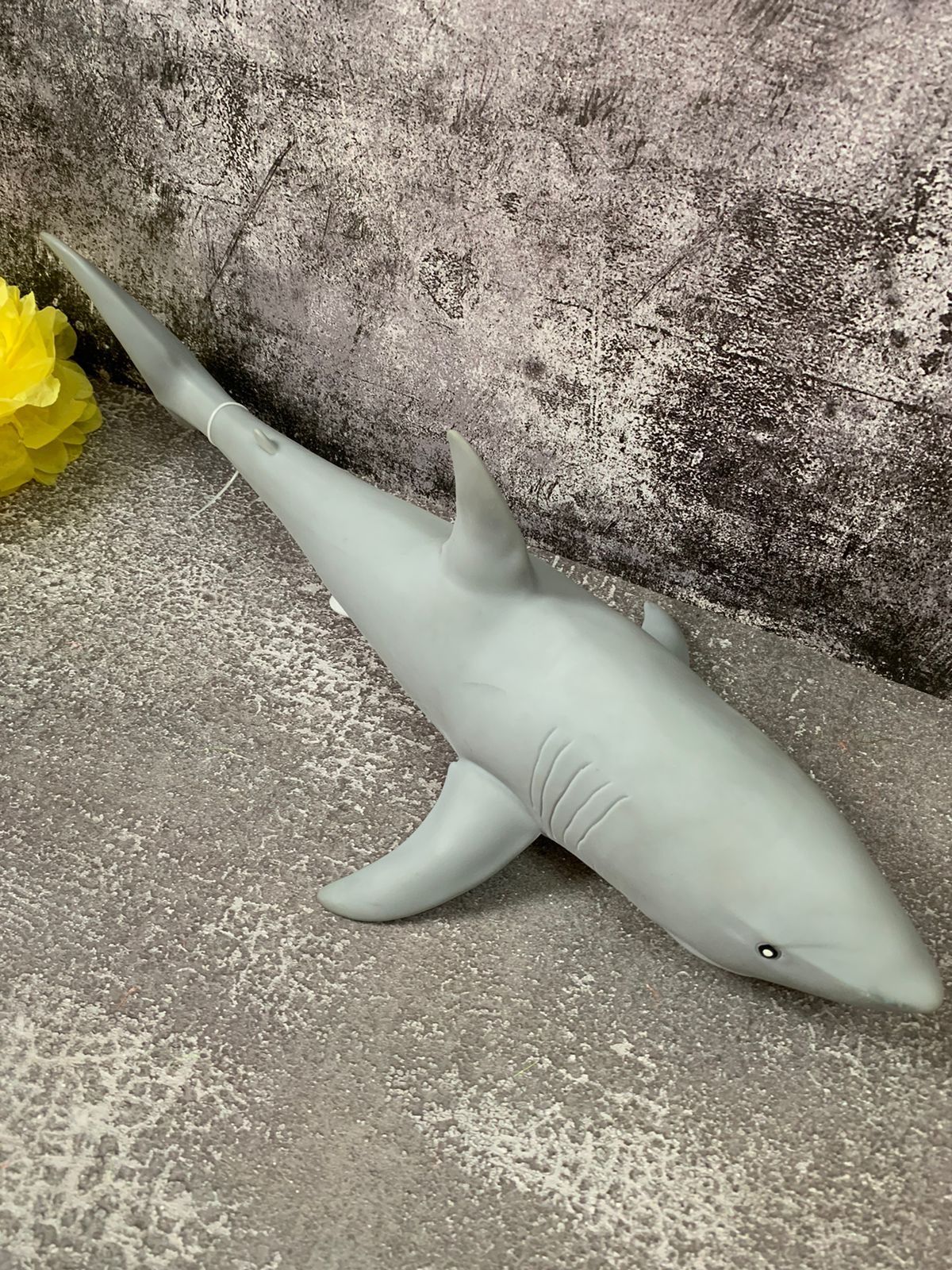 Акула резиновая игрушка