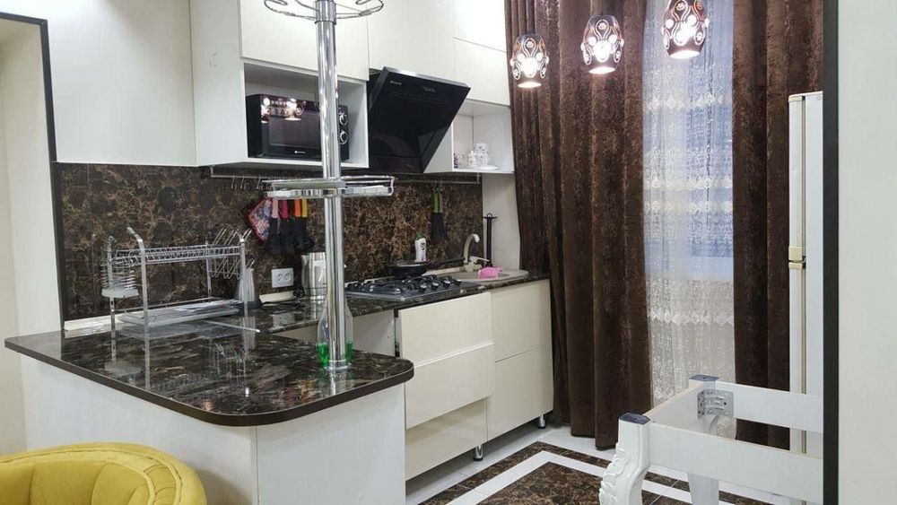 Продам 1 комнатную, Метро Минор, Ресторан На Небе