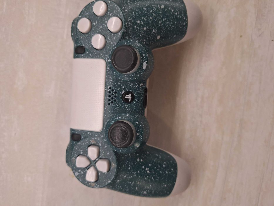 По договаряне! Ps4 с един джойстик пс4