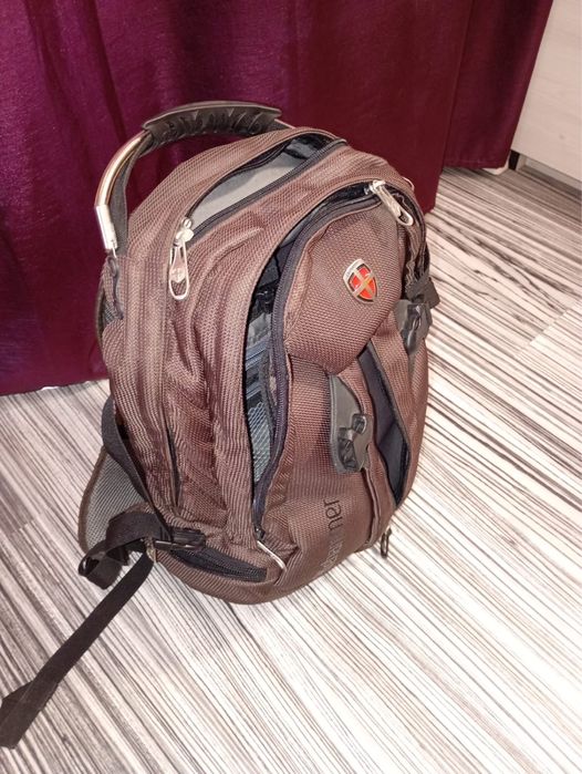 Rucsac Laptop Ellehammer Bergen 15.6 inch ,Maro