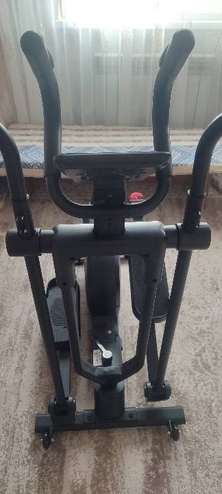 Эллиптический тренажер