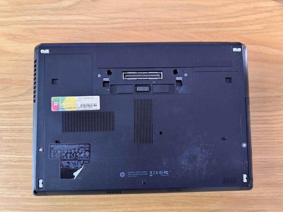 Laptop HP ProBook i5 SSD 120GB – geanta si stand incluse