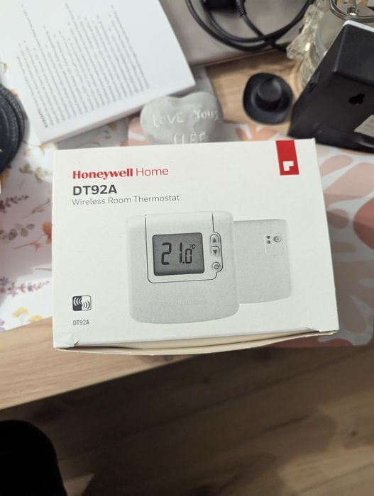 Termostat Honeywell DT92A -Produs nou-