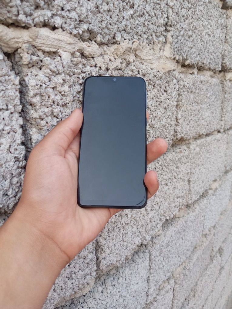 Samsung A40 4/64gb ideal xolatda Самсунг А40 4/64 гб в идеальном