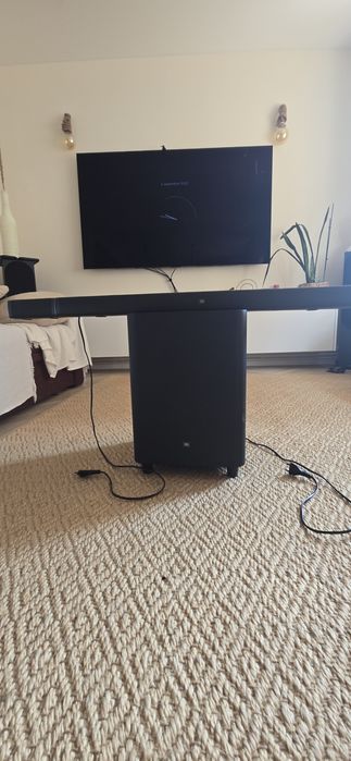 Soundbar JBL Bar 5.1 Surround schimb play station pro 5