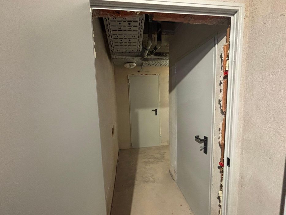 Продава се Тристаен апартамент в София, Малинова долина - 97 кв.м за 2784 €/кв.м - Снимка #13