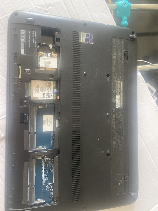 dezmembrez ieftin HP PROBOOK 430 G1(placa de baza dusa)