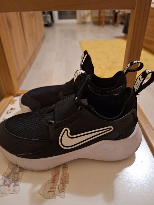 Маратонки Nike 28,5 номер