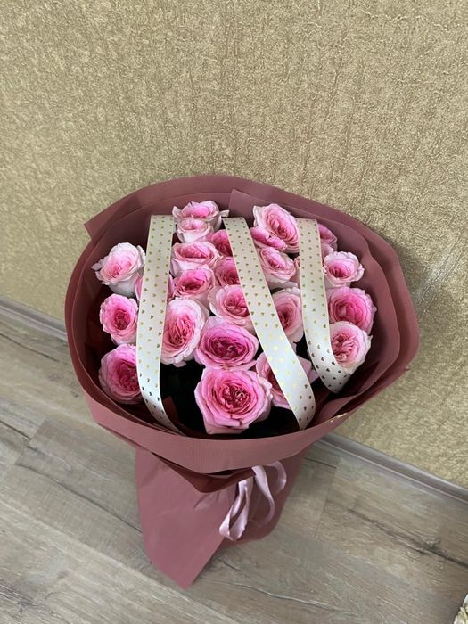 25 розы свежие цветы