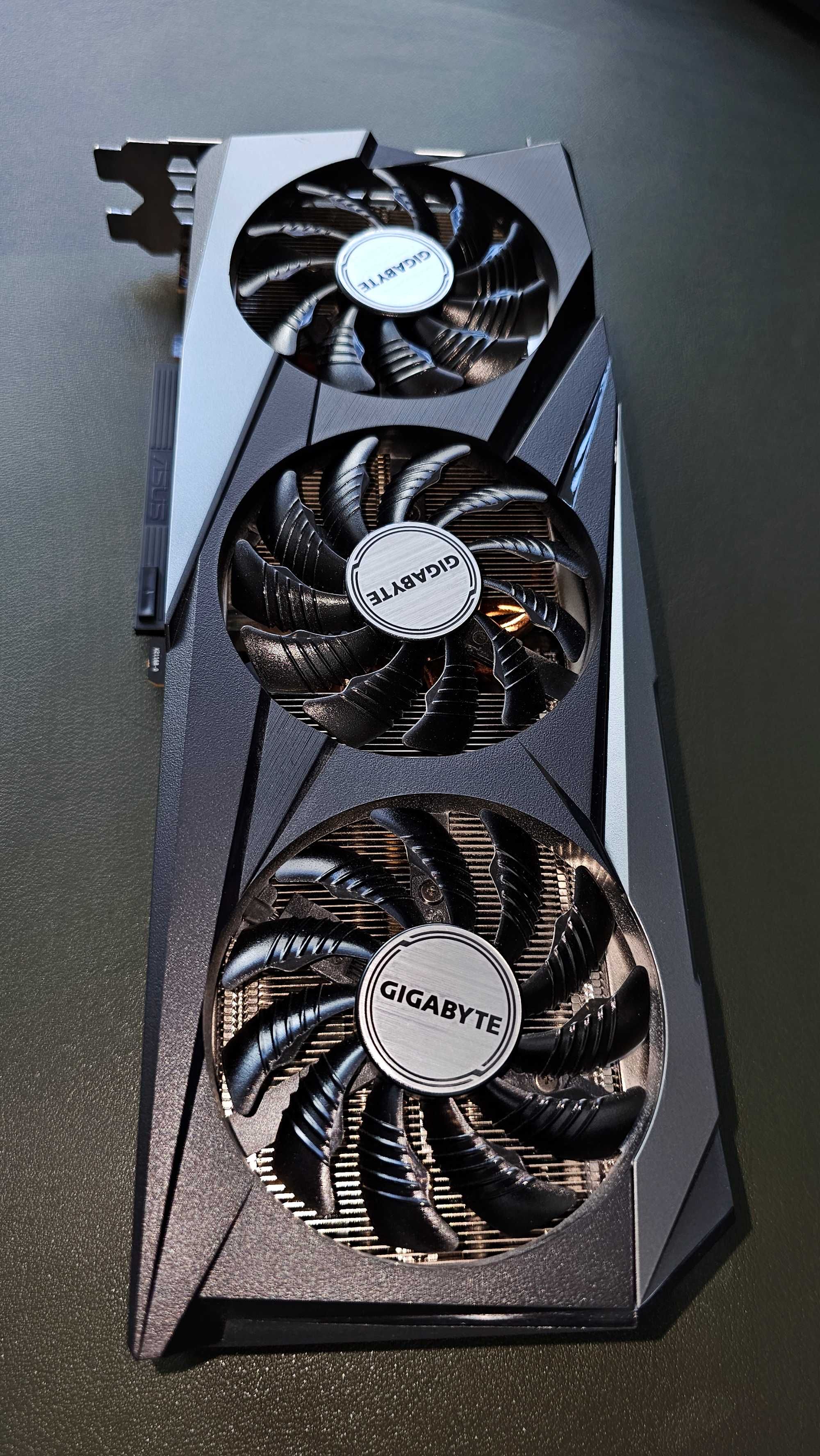 Placa video AMD GIGABYTE RX 6750 XT GAMING OC 12GB GDDR6 1‎92-bit