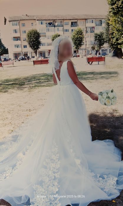 Rochie mireasa sirenă cu trenă detasabilă