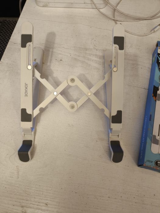 Подставка под ноутбук(новая)