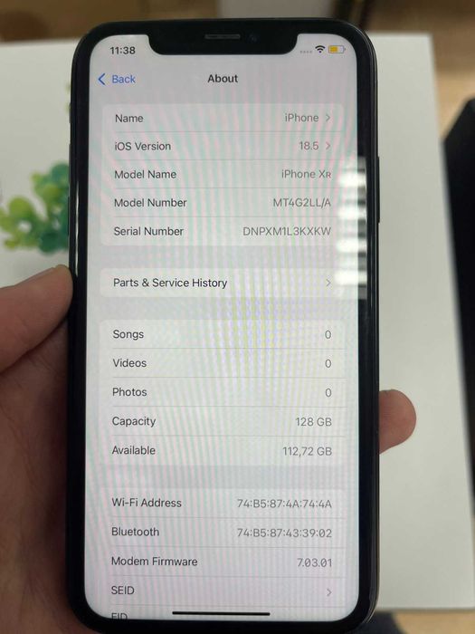 Продавам Iphone XR 128GB
