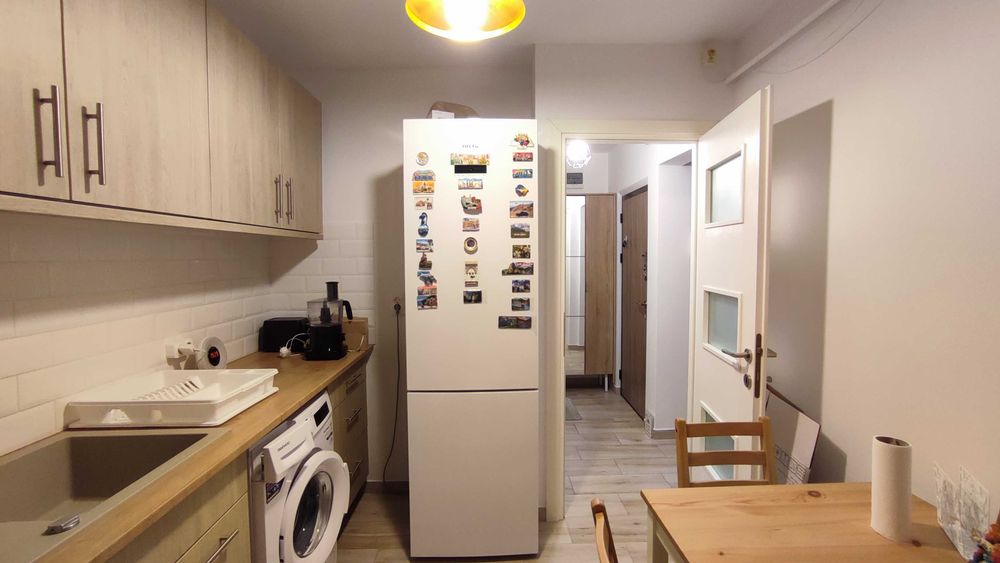 Apartament 2 camere decomandat pentru închiriat