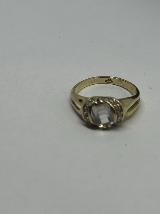 златен дамски пръстен 3.69гр 14к 585