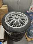 OZ Racing Botticelli 18 5 120 с гуми 235 40 18
