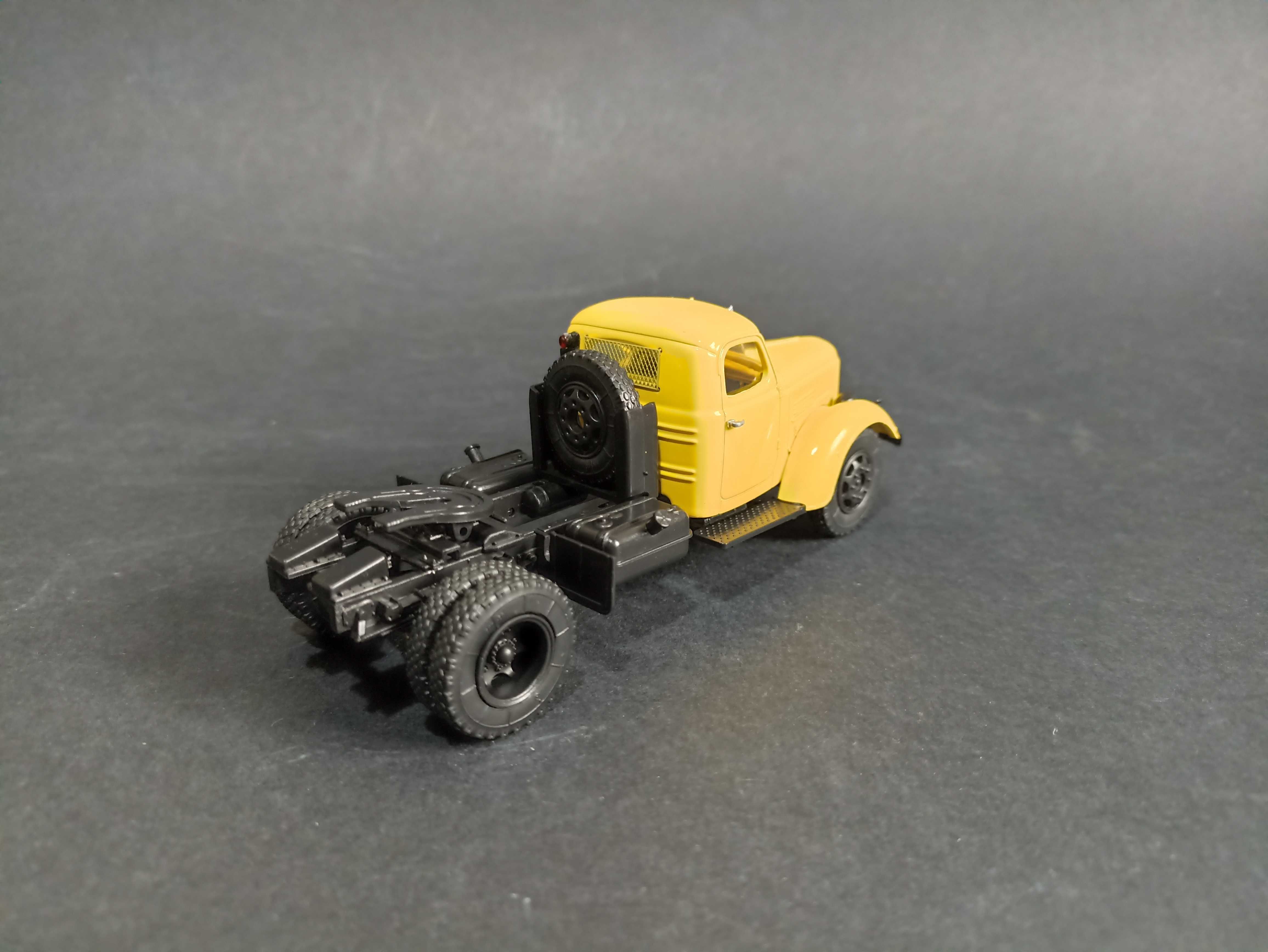 Macheta Auto Istoria 1:43, ZIL