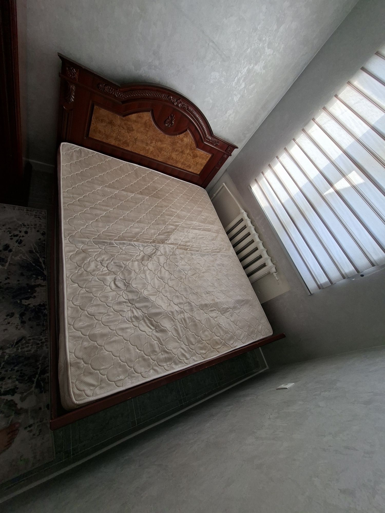 Mebel holati alo darajada Sotiladi