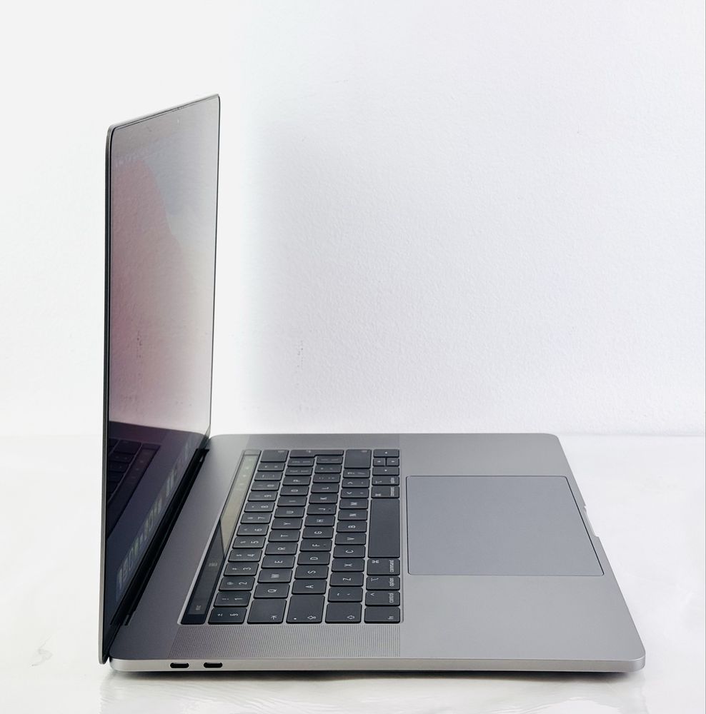 Macbook Pro 15 2018 i7 2,6Ghz 16RAM 1TB Space Gray Гаранция!