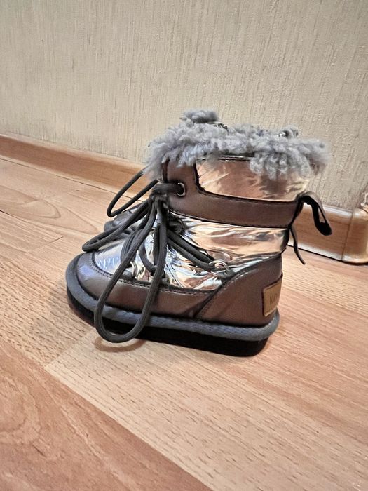 Зимние сапожки из овчины