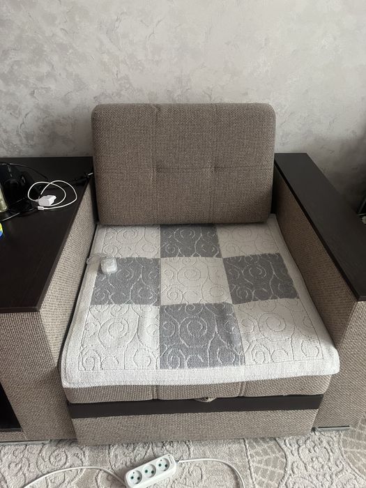 Продам Мягкий уголок в гостиную в отличном состоянии и качестве