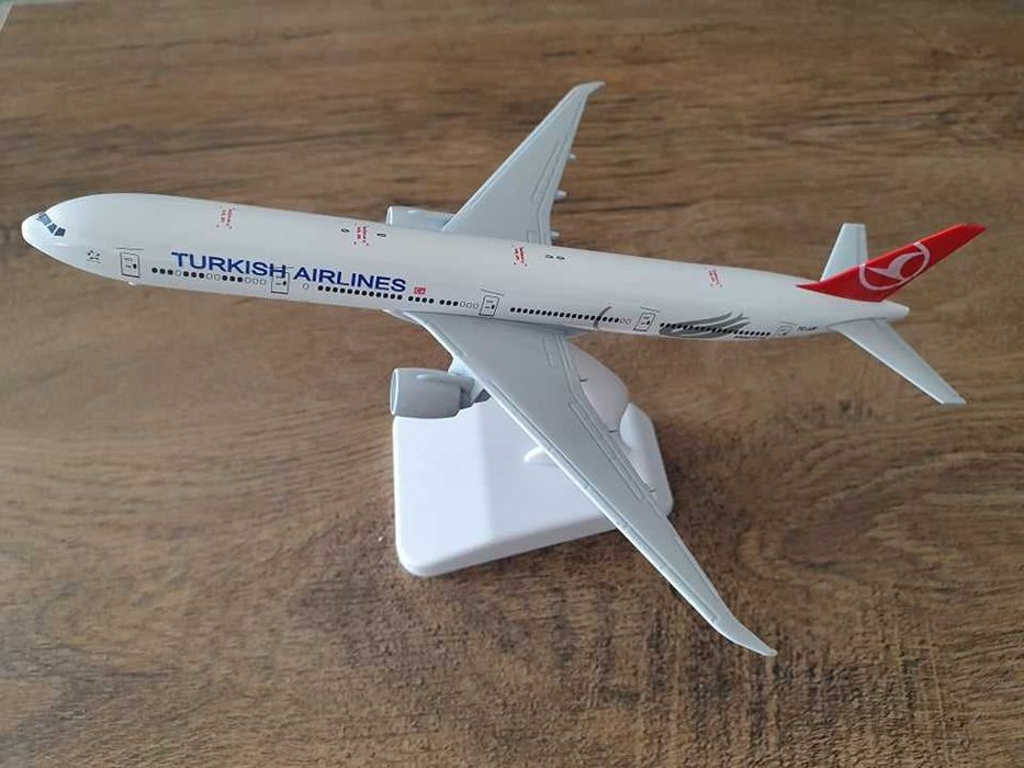 Macheta metalica de avion Turkish Airlines (marime mediu) | Decoratie