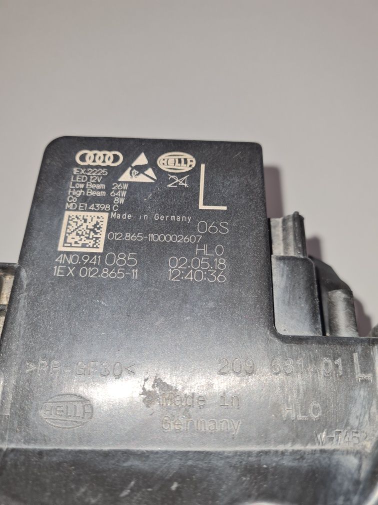 Far stânga Full Led Matrix Laser Audi A8 D5 / cod-4N0941085 / an-2018+