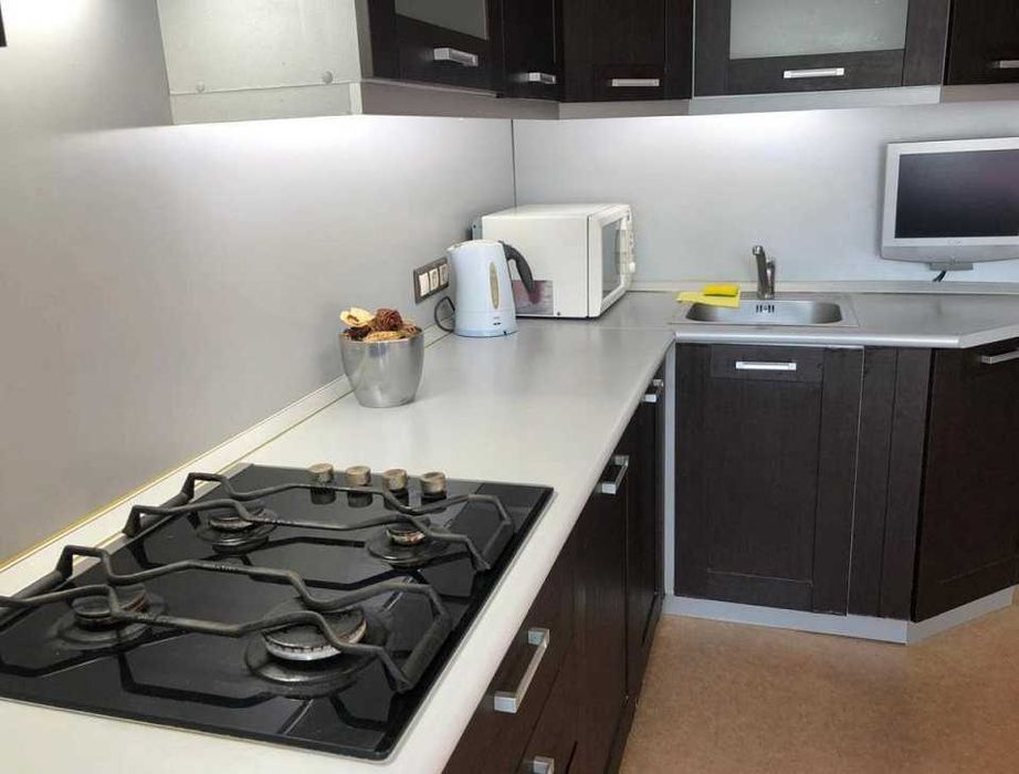 Дава се под наем Едностаен апартамент в Пловдив, Тракия - 36 кв.м за 193.8 € - Снимка #2