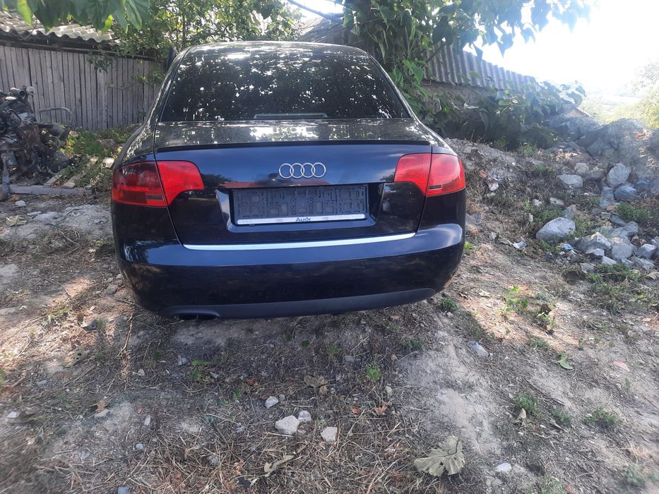 Logan autoutilitara si audi a 4 2.0