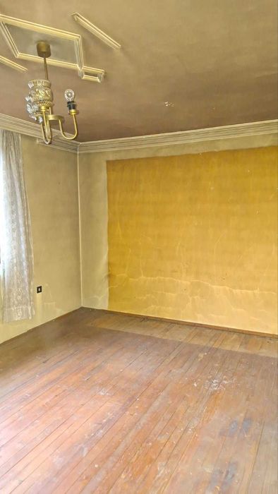 Продавам масивна къща в гр. Перник кв. Нов Драгановец