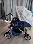 Vând Carucior 3 in 1
