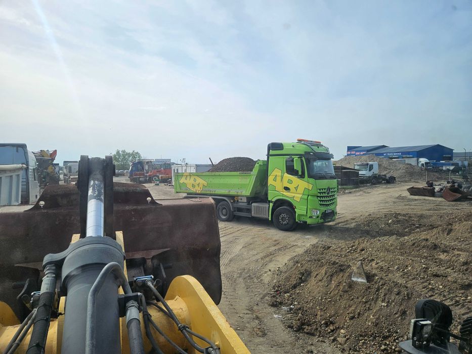 Basculante daf,man,volvo,mb 6x4,8×4 cu macara