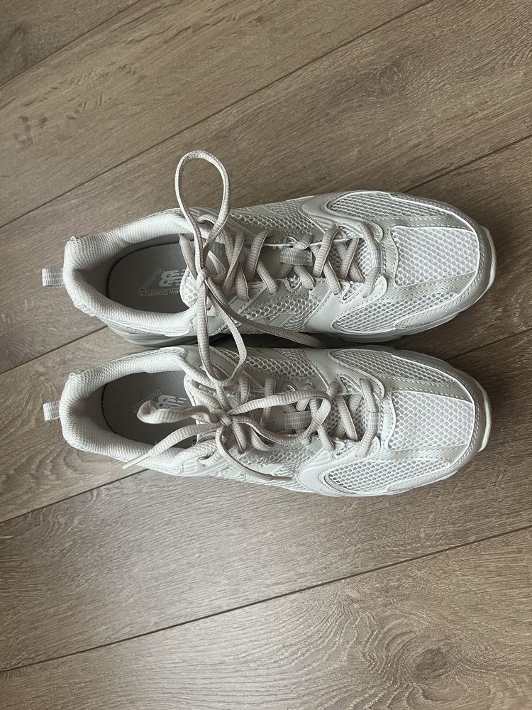 маратонки New Balance ‘530’