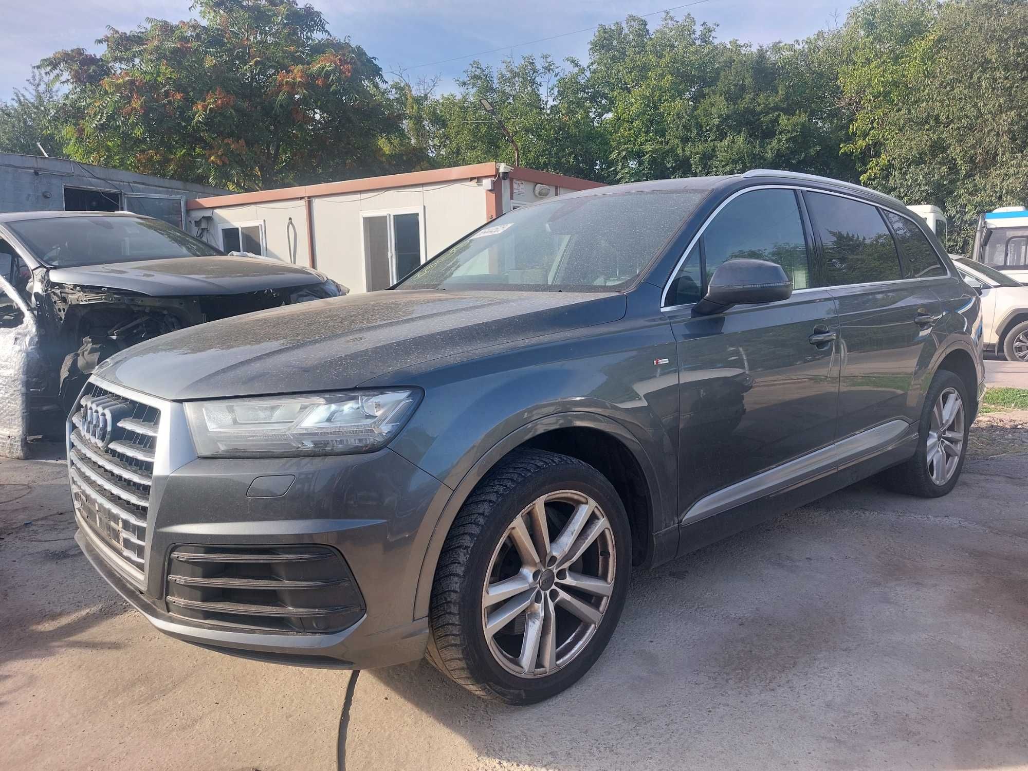 На Части:Audi Q7 4M 3.0 TDI 272кс Quattro Tiptronic 2015 SLine кодCRTC