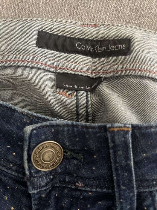 Blugi dama CK cu sclipici mic auriu skinny fit