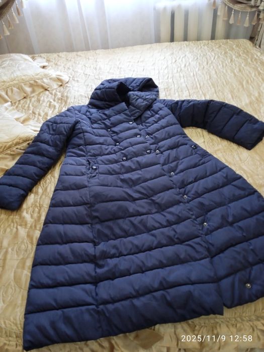 Отдам даром женский плащ