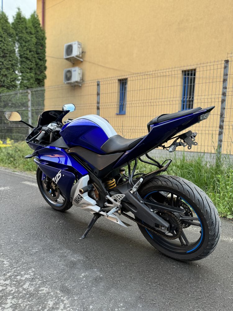 Yamaha YZF R125 A1 16 ANI