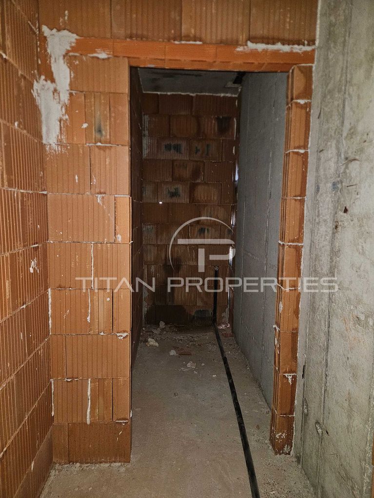 Продава се Тристаен апартамент в Пловдив, Коматево - 91 кв.м за 1122 €/кв.м - Снимка #7