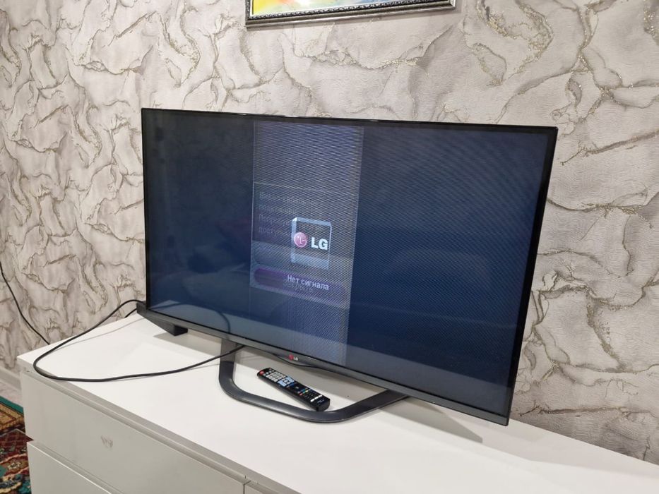 Продаю телевизор LG диагональ 140