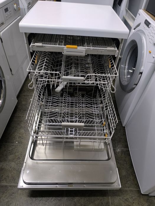 Съдомиялна Miele G 6300 SC Свободностояща на 60см.