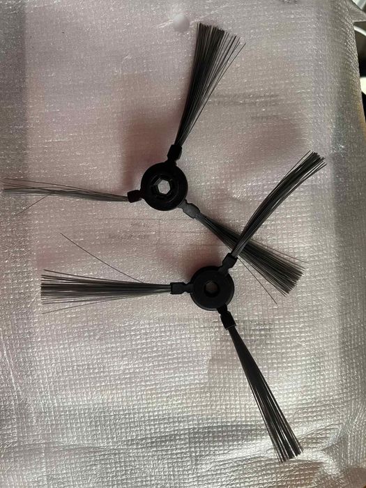 Aspirator robot Samsung VR05R5050WK  negociabil