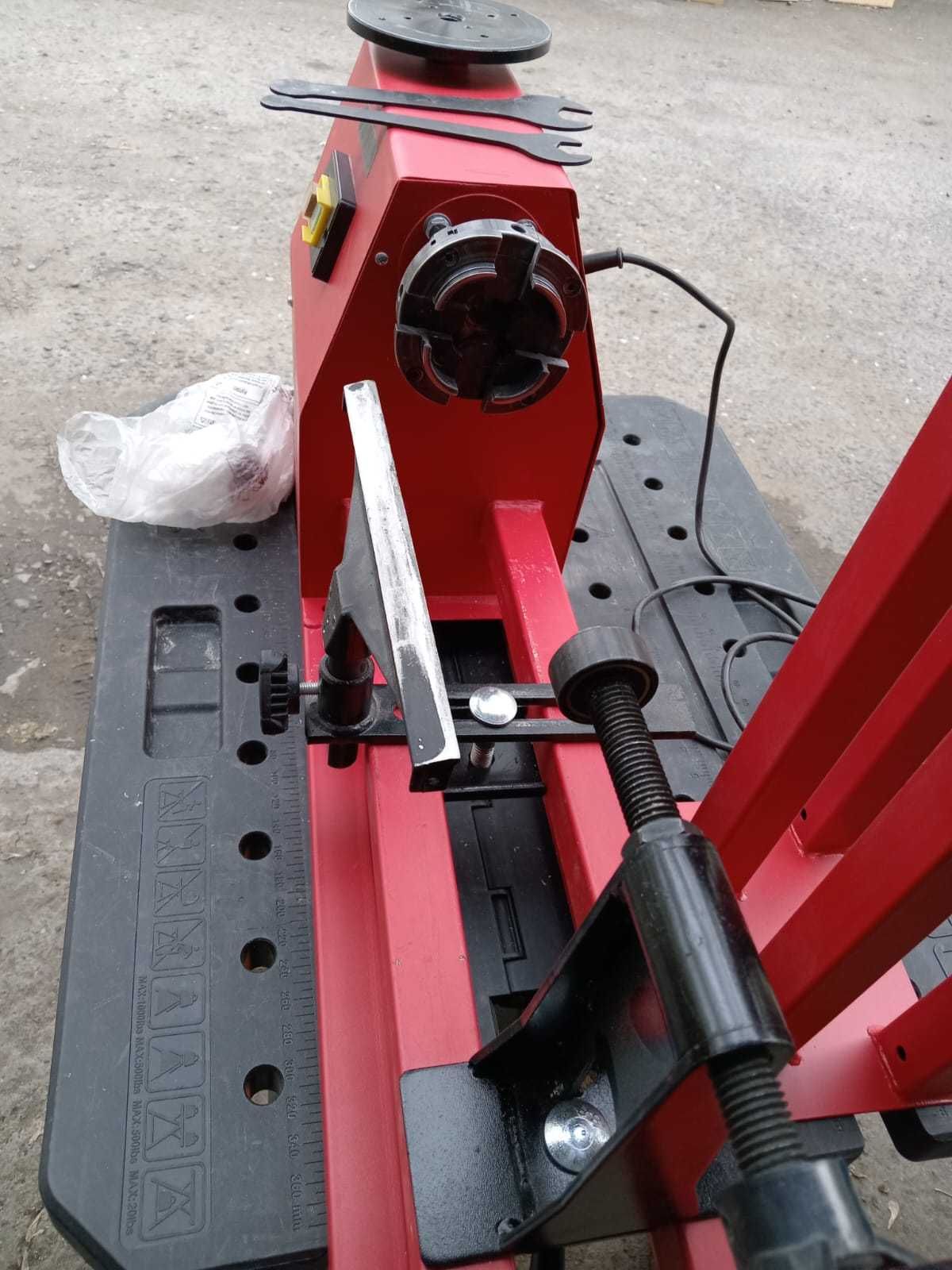 Станок токарный по дереву Einhell TC-WW 1000/1