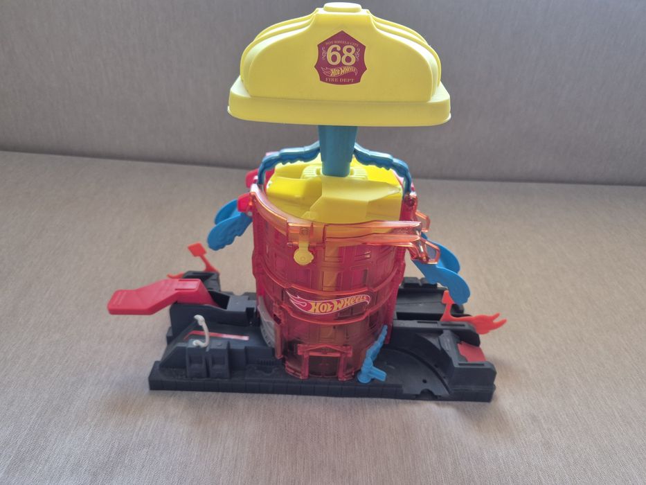 Hot Wheels Пожарна