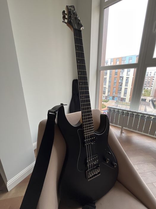 Продам электрогитару Schecter SGR Banshee 6