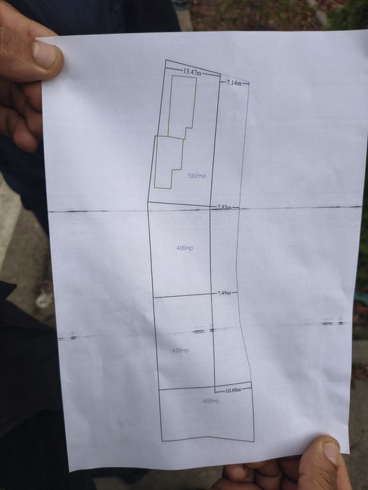 Vând parcele Ișalnița lângă Primarie