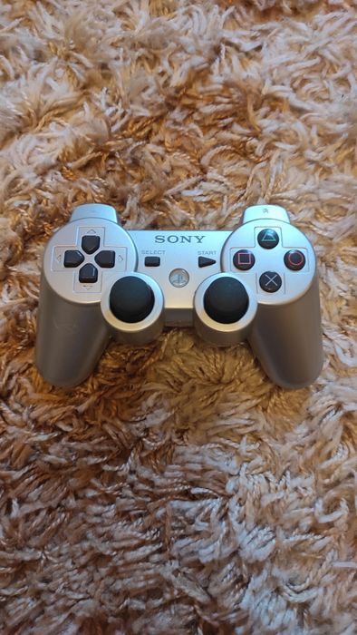 Оригинален Джойстик Sony за PlayStation 3 DUALSHOCK - Сив Цвят (PS3)