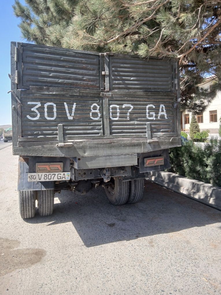 Bortovoy ZIL 130
