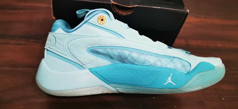 Air Jordan Marimea 40, Original Sneakers Bascheți New